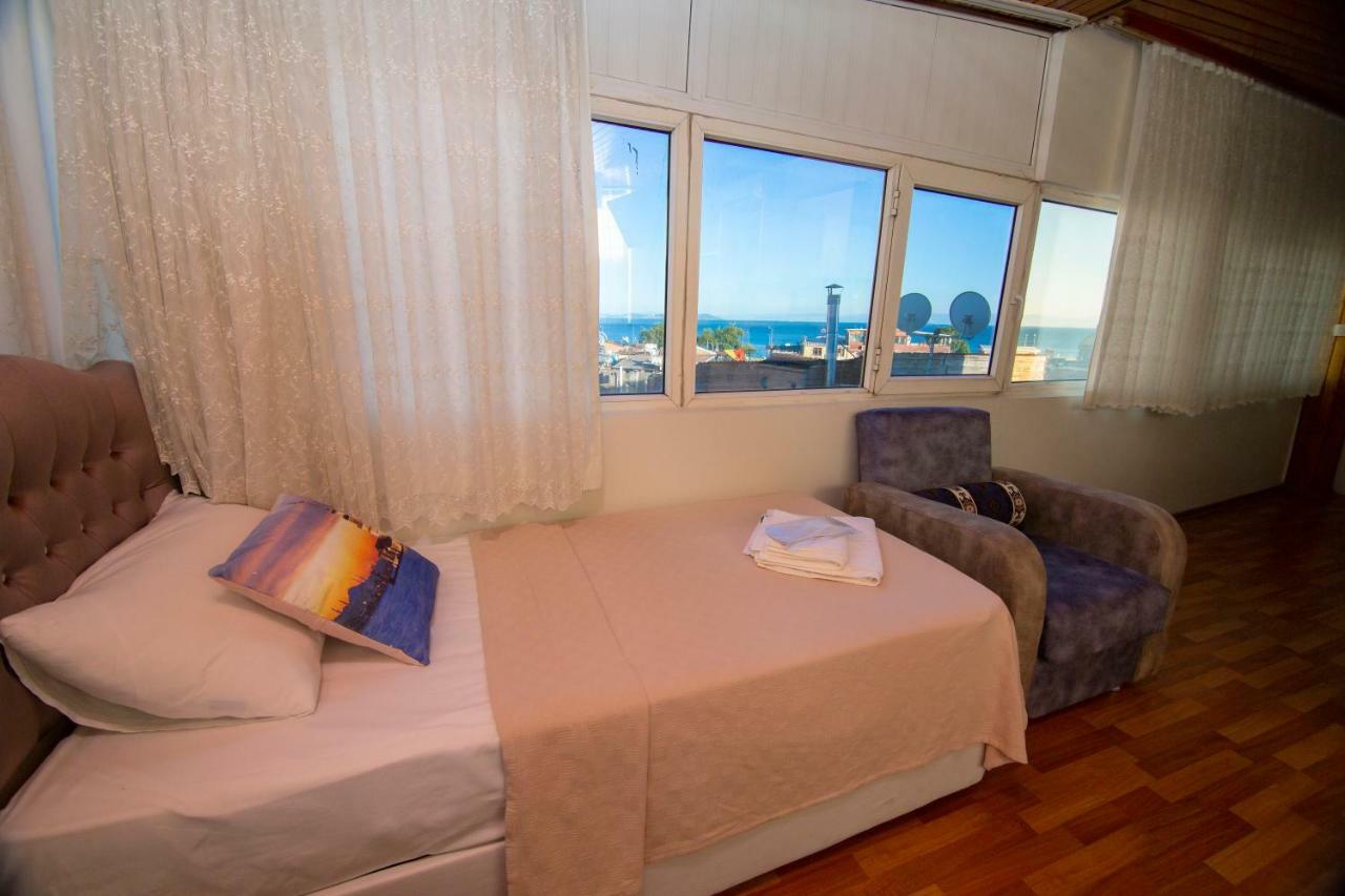 Desina Deluxe Apart Istanbul Bagian luar foto