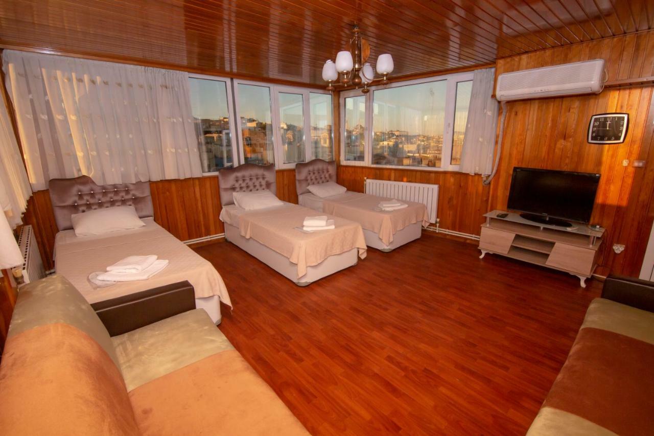 Desina Deluxe Apart Istanbul Bagian luar foto