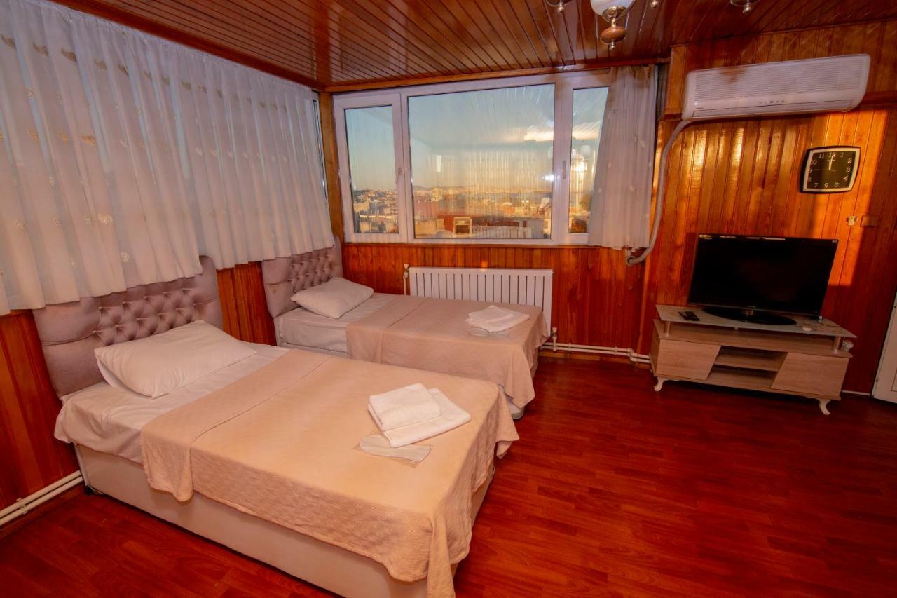 Desina Deluxe Apart Istanbul Bagian luar foto