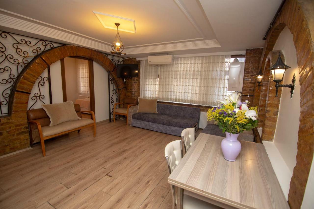 Desina Deluxe Apart Istanbul Bagian luar foto